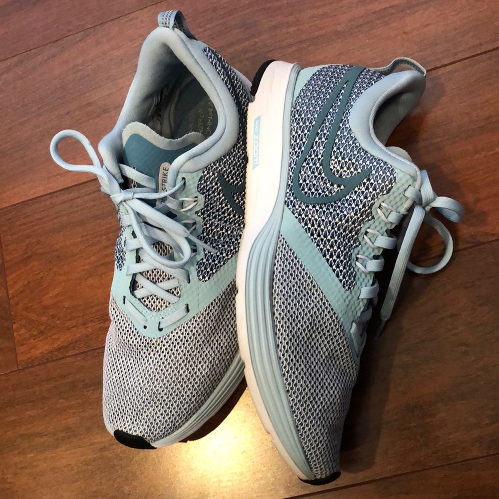 Nike zoom strike light blue women’s size 8 sneaker